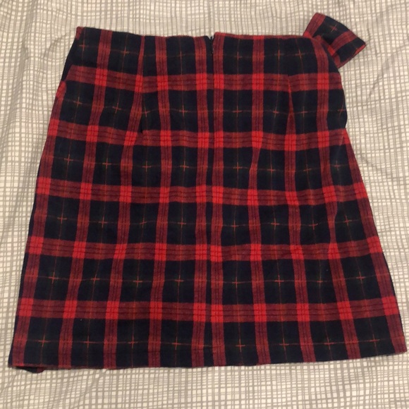 Plaid faux wrap skirt - Picture 2 of 4